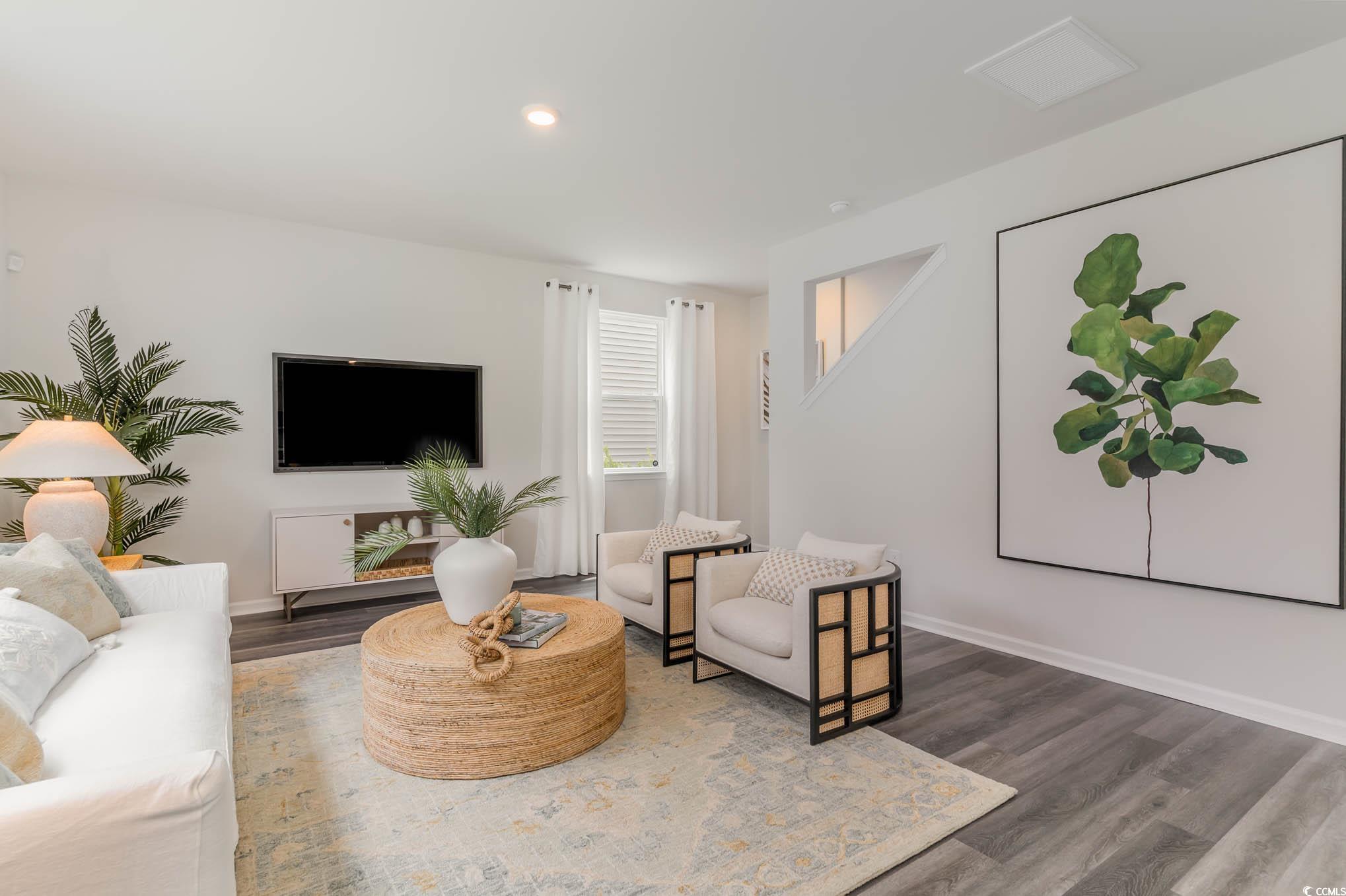7431 Meadow Walk Loop