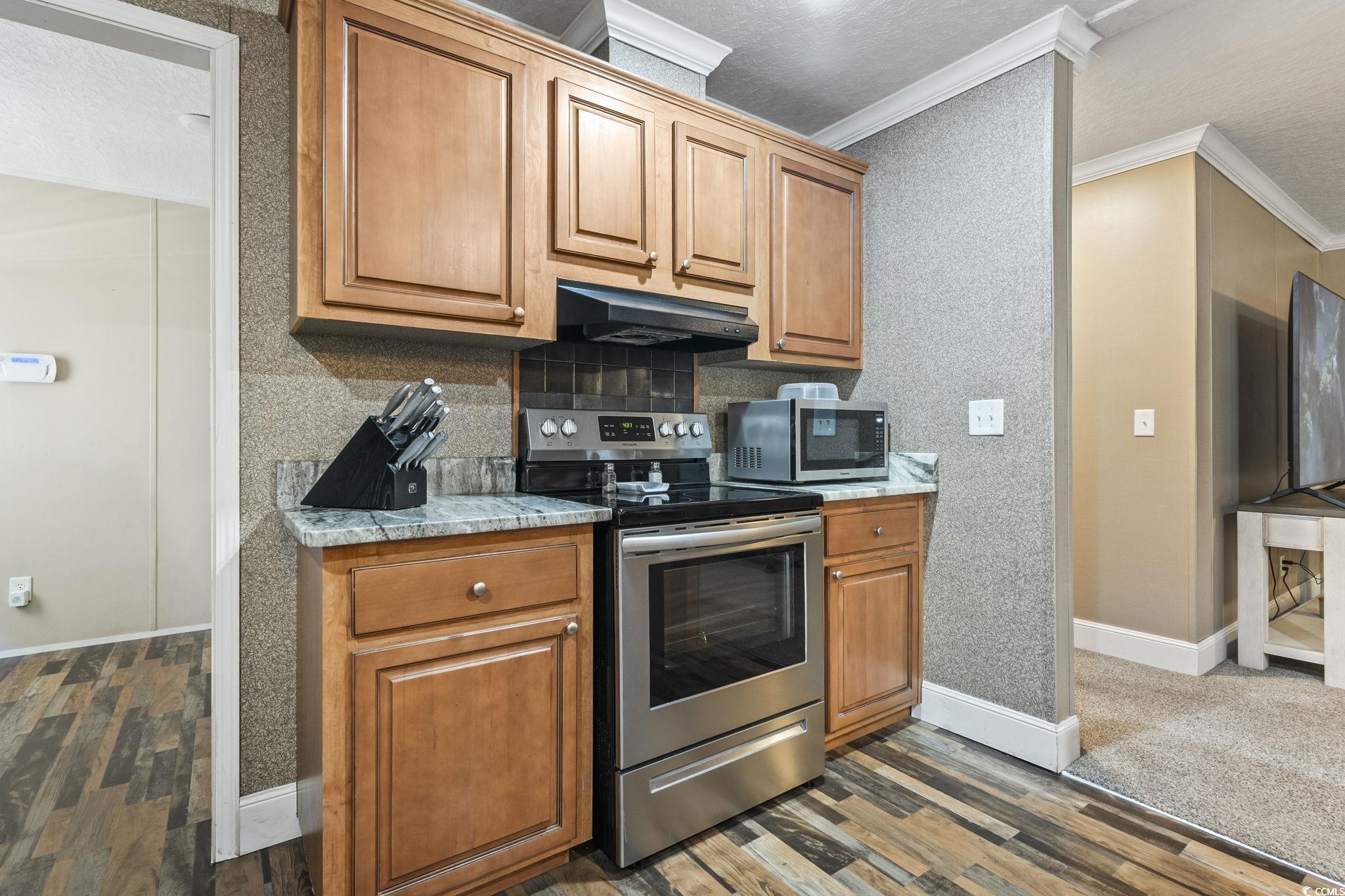 3808 Mayfield Dr.