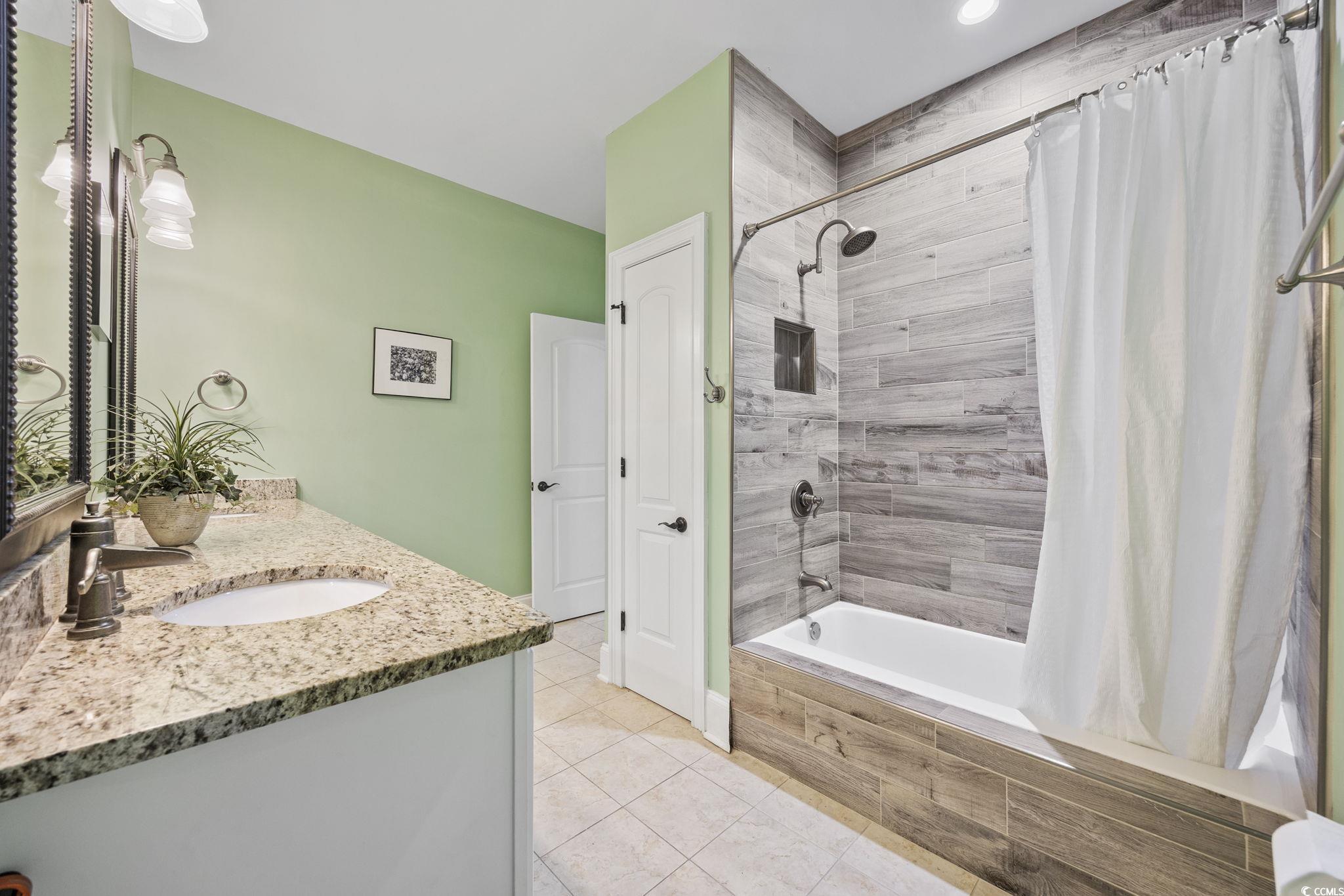 2273 Starduster Ln.