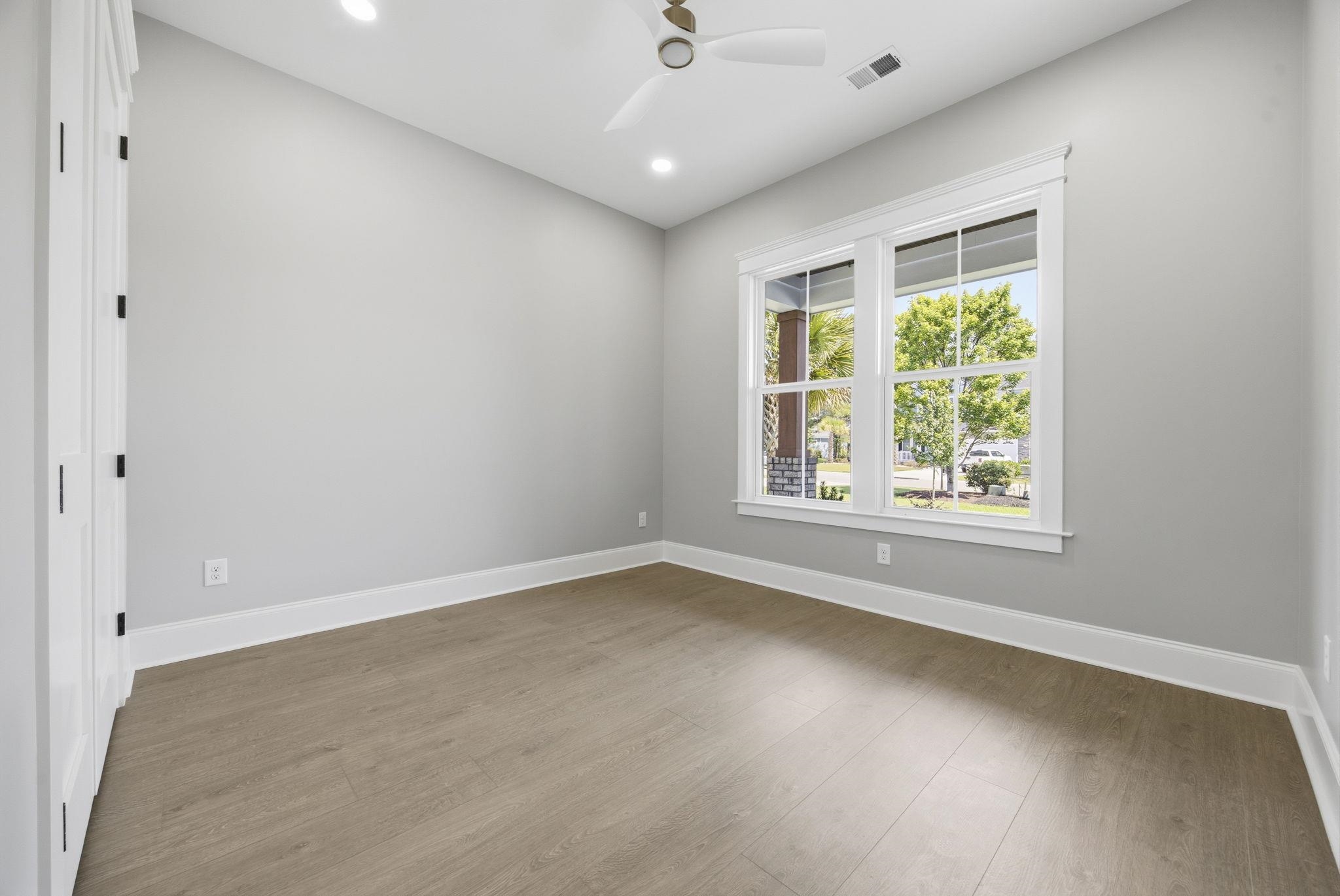 434 Seabury Ln.