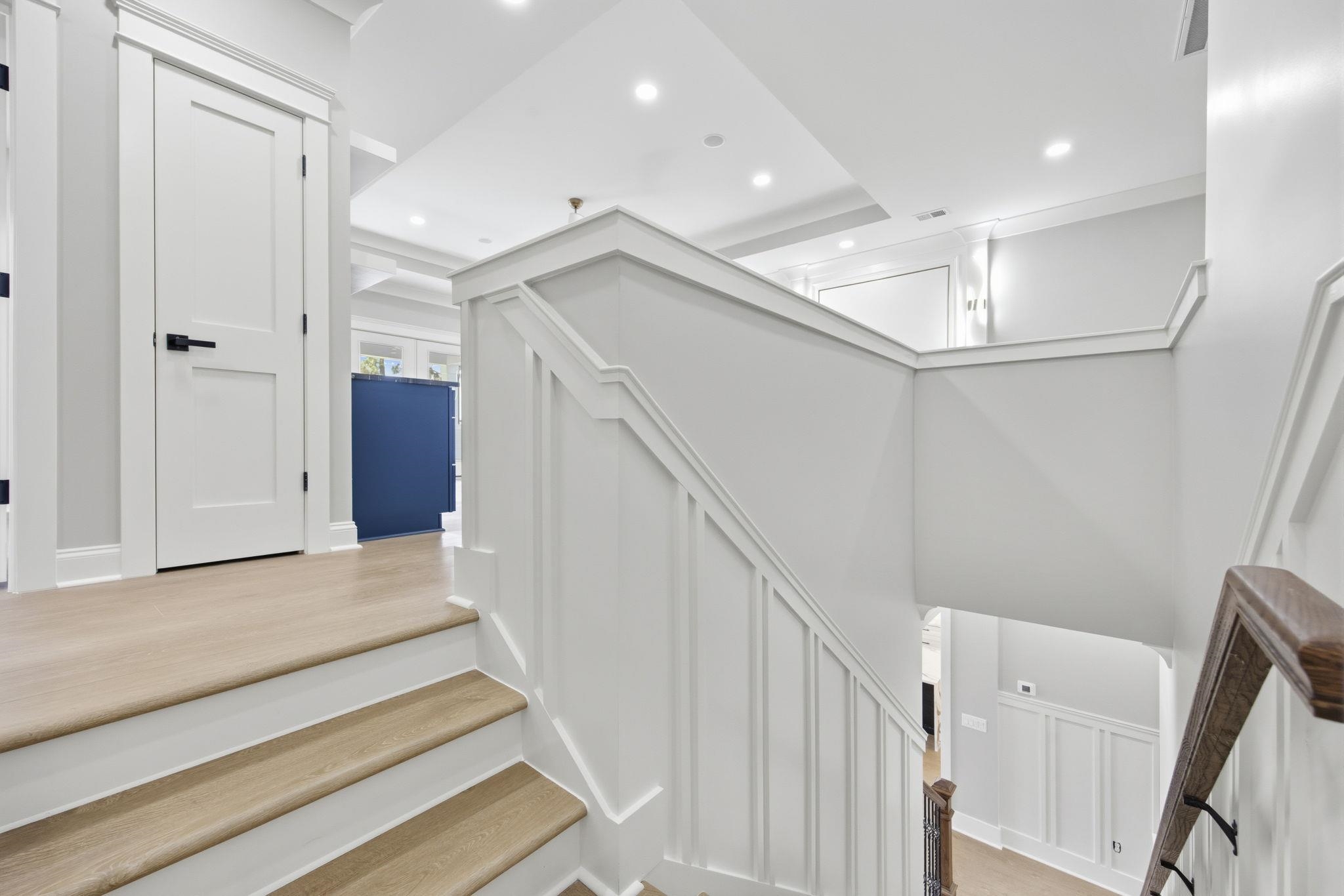 434 Seabury Ln.