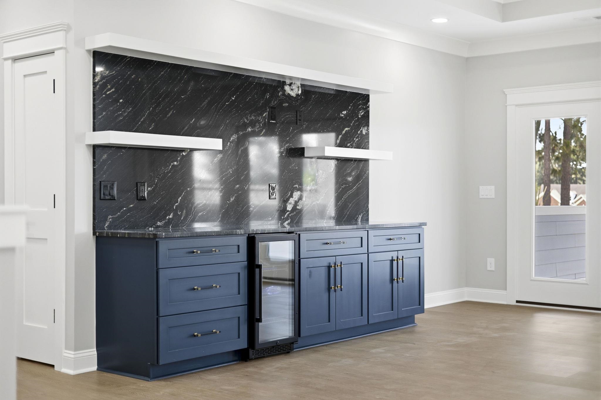 434 Seabury Ln.