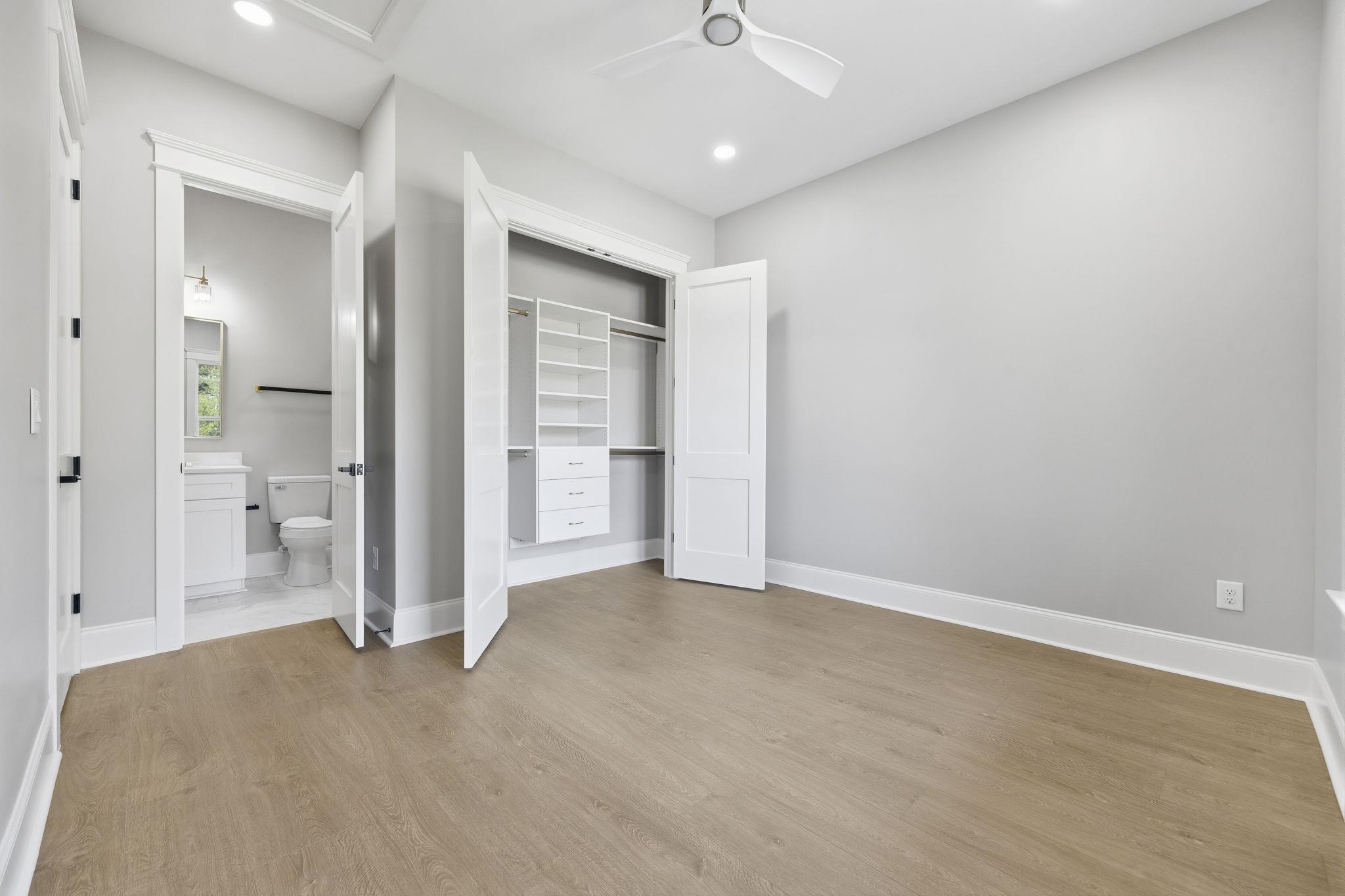434 Seabury Ln.
