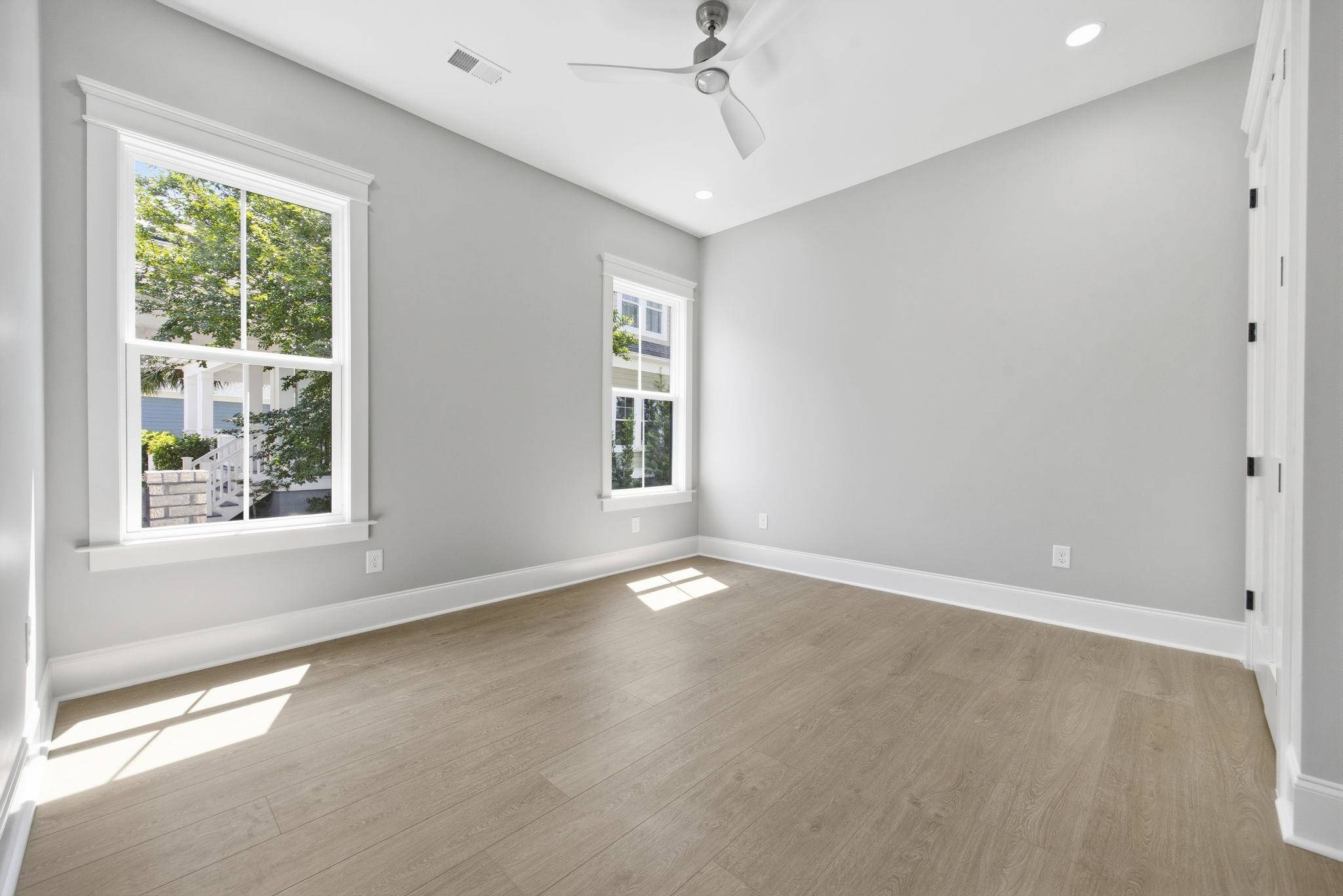 434 Seabury Ln.
