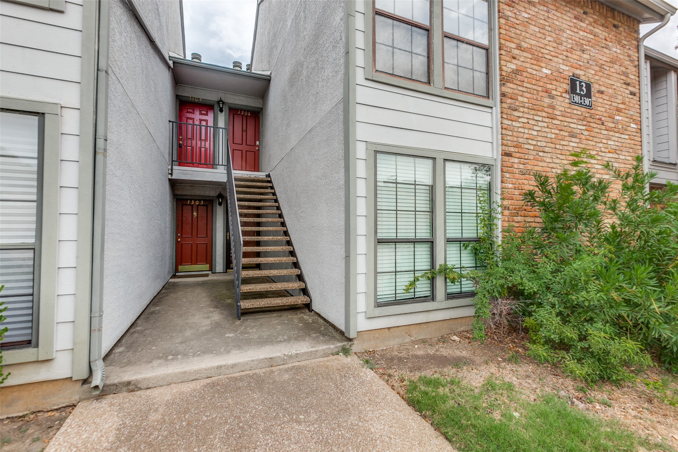 15151 Berry Trail 1305