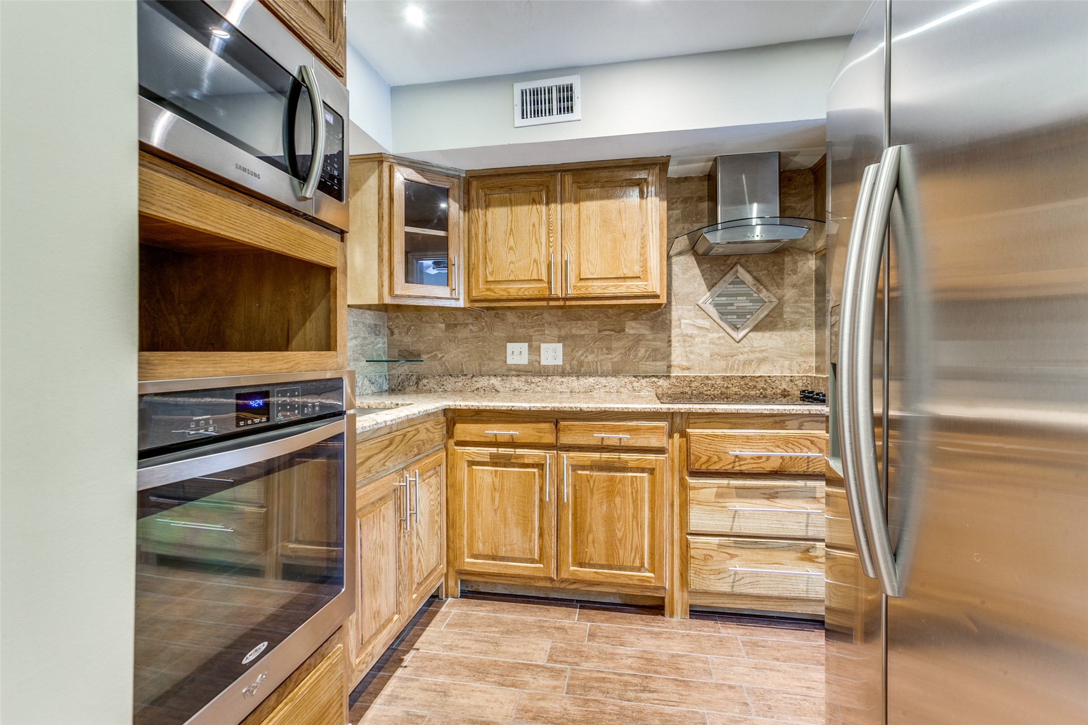 15151 Berry Trail 1305