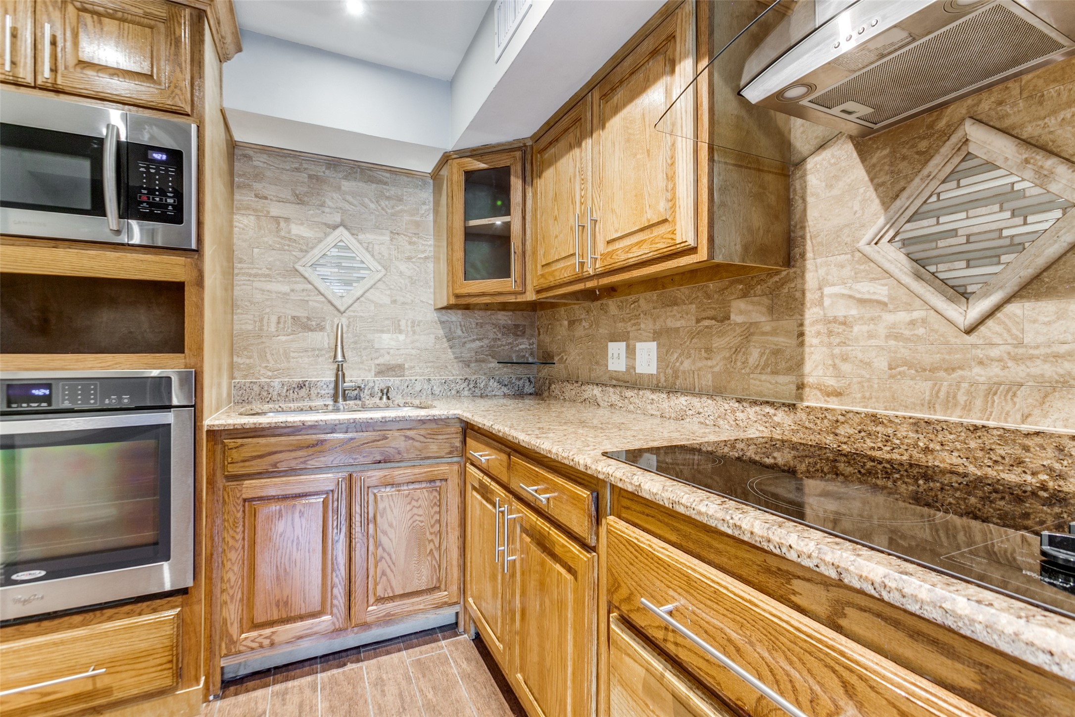 15151 Berry Trail 1305
