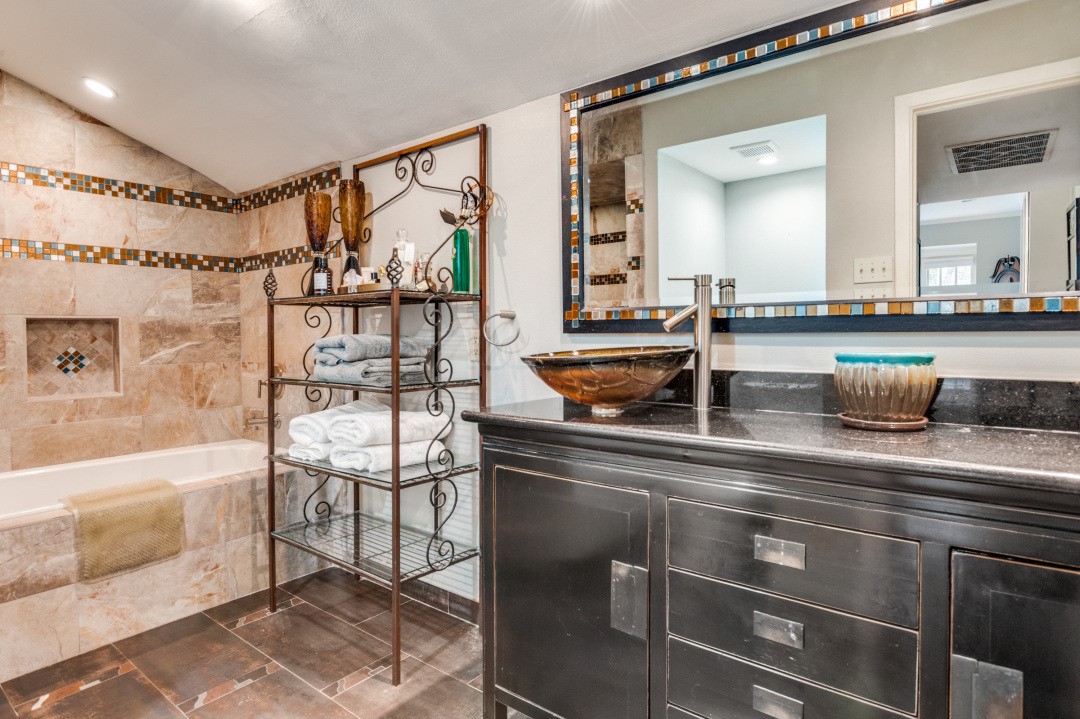 4338 Cochran Chapel Circle