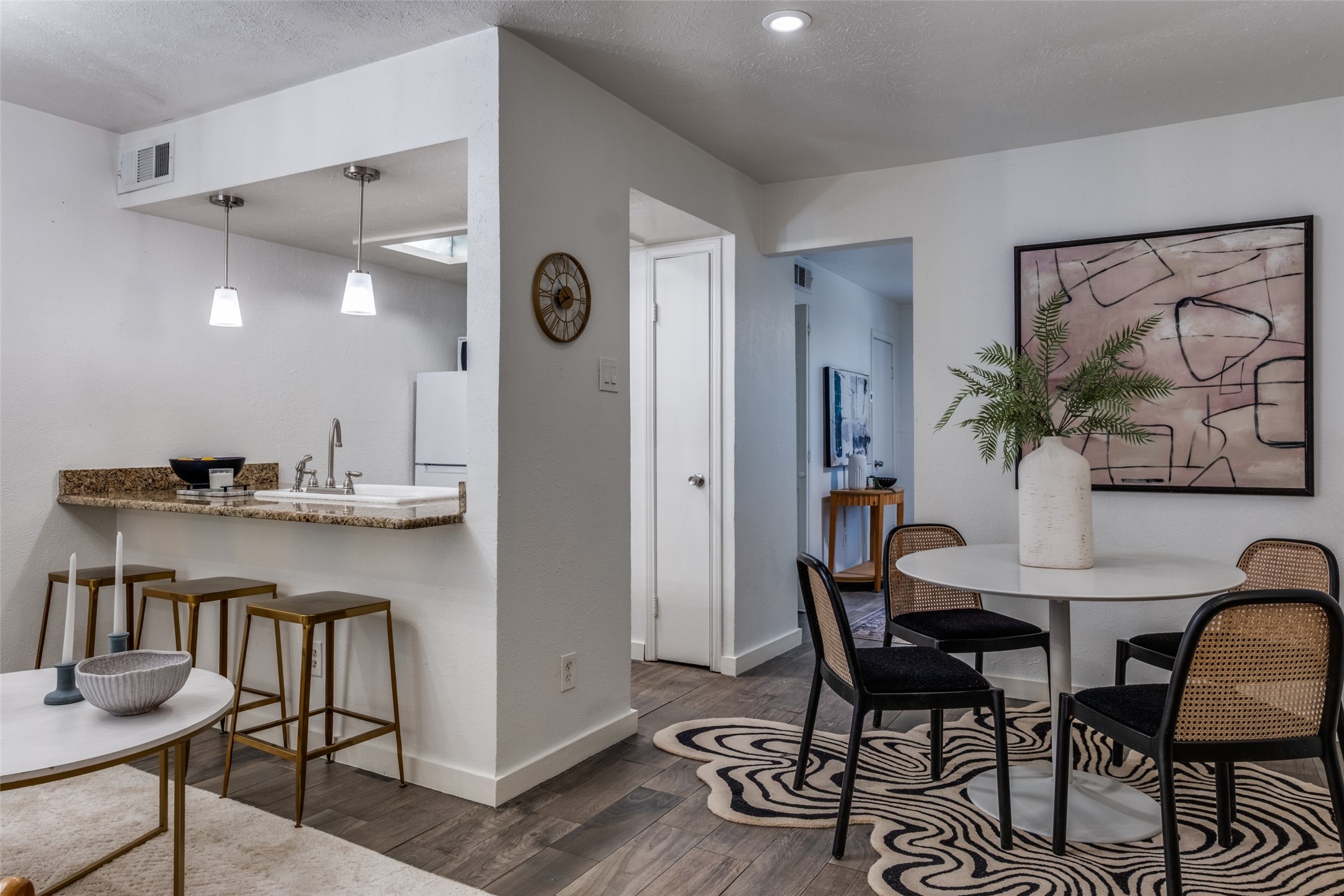4525 Gilbert 204