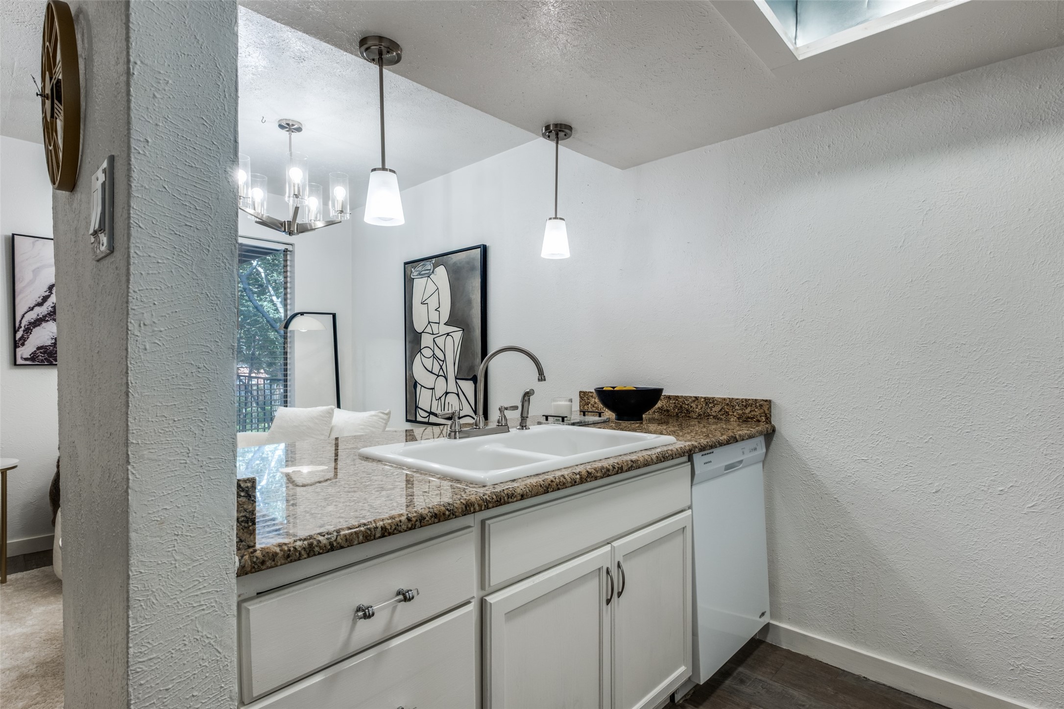 4525 Gilbert 204