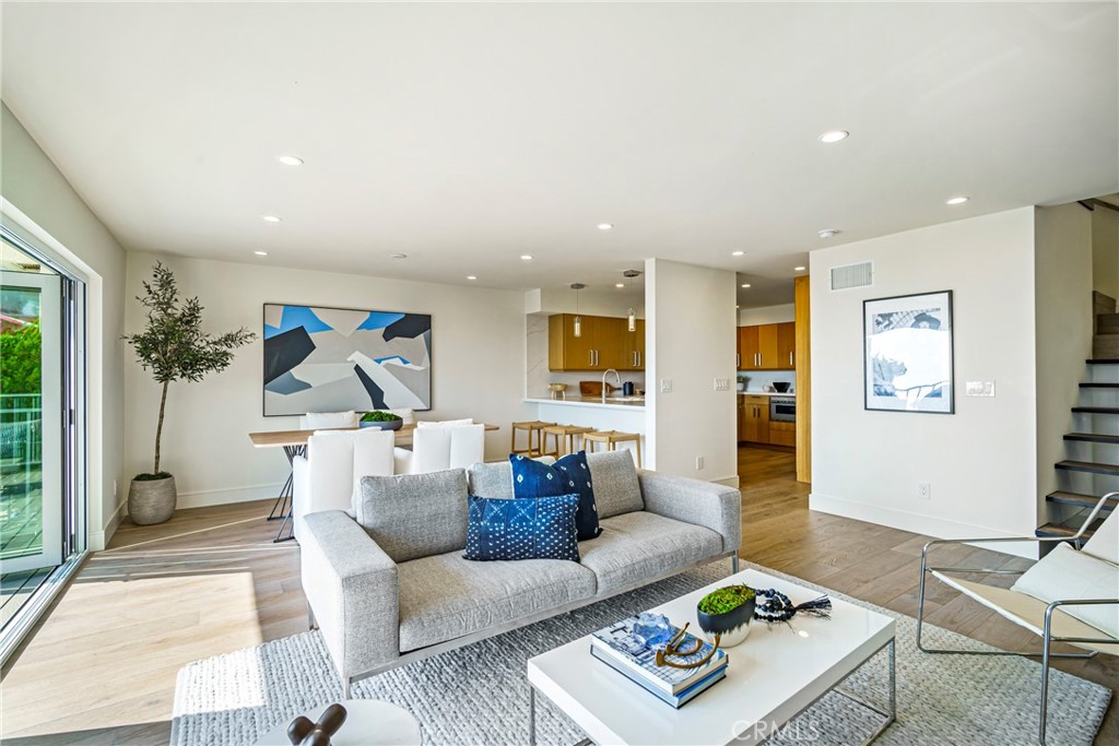 26036 View Point Drive E 93