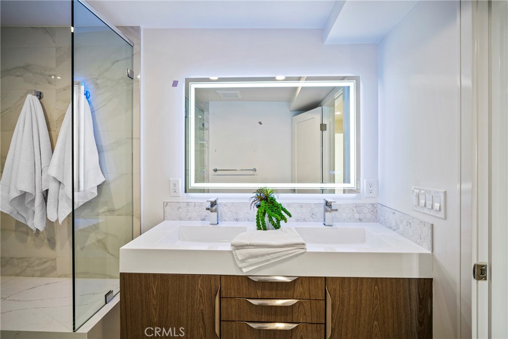 26036 View Point Drive E 93