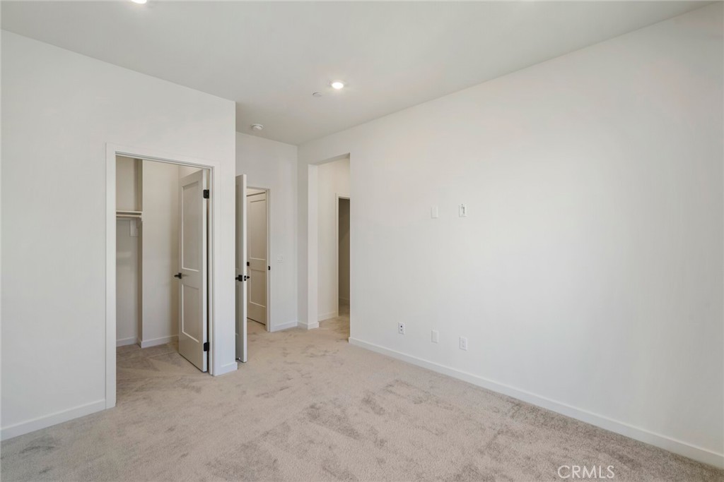 32074 Paseo Vibrante