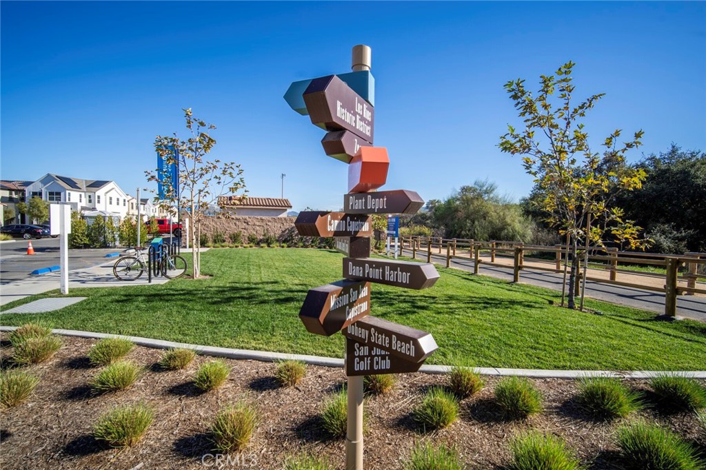 32074 Paseo Vibrante