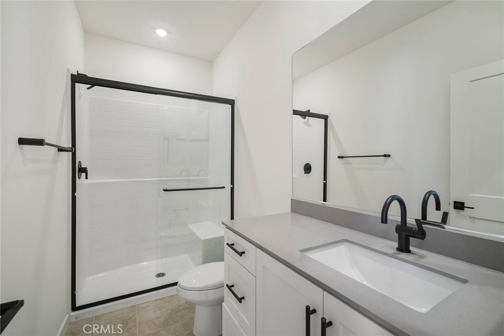 32074 Paseo Vibrante