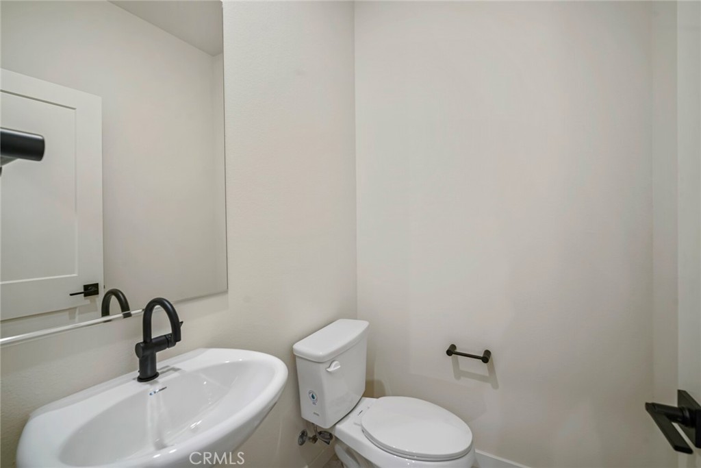 32074 Paseo Vibrante