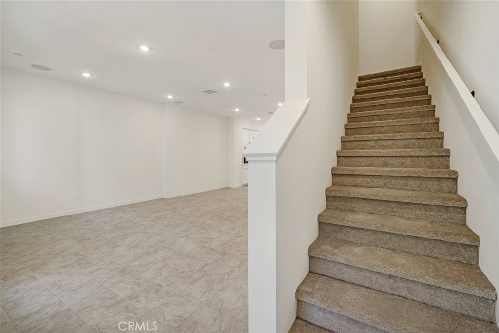 32074 Paseo Vibrante