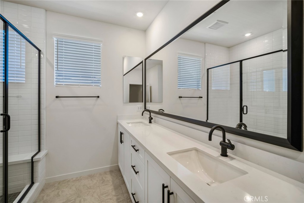 32074 Paseo Vibrante