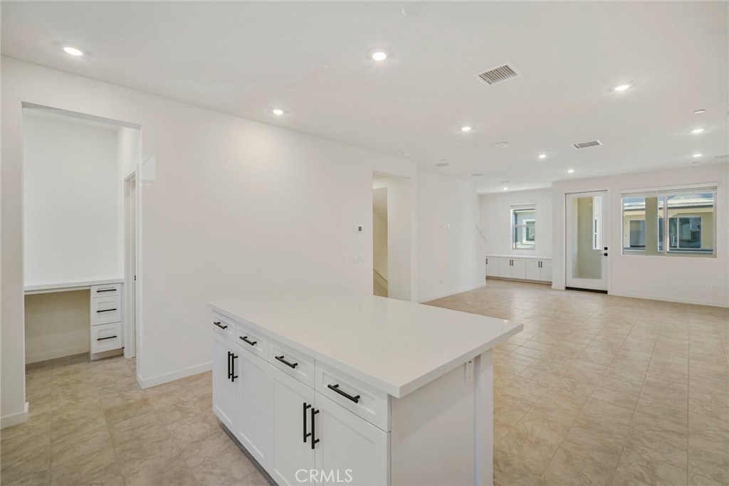 32074 Paseo Vibrante