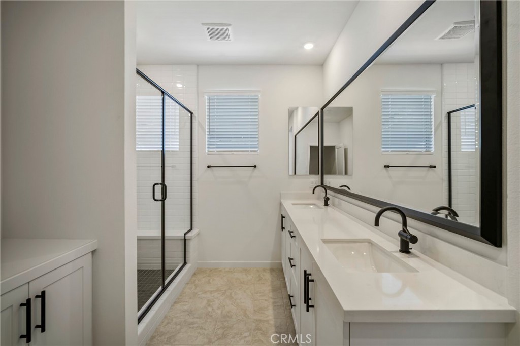 32074 Paseo Vibrante