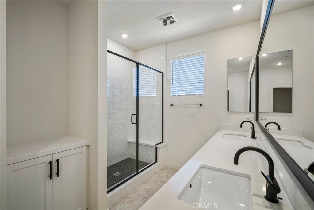 32074 Paseo Vibrante