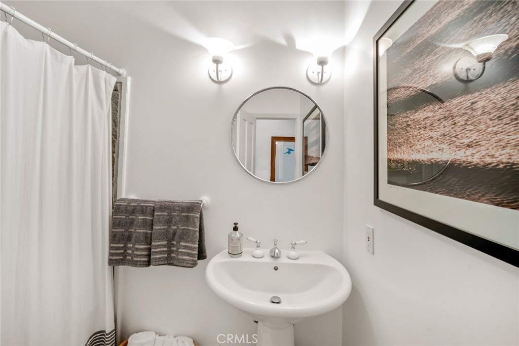 33436 Cockleshell Drive