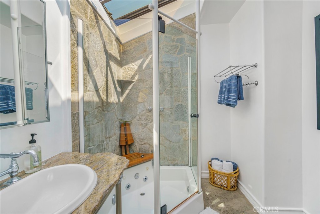 33436 Cockleshell Drive