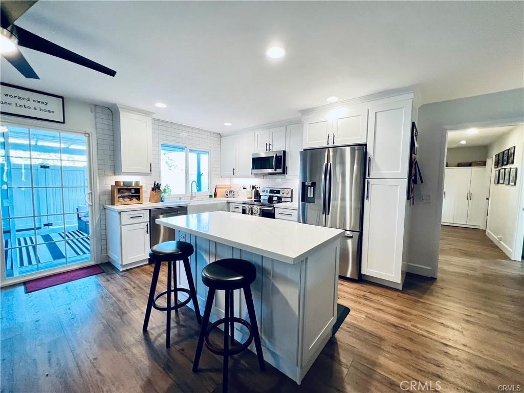 23432 Via San Martine