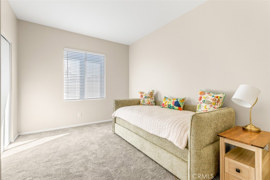 638 Sumner