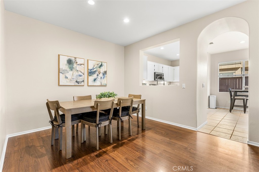 638 Sumner