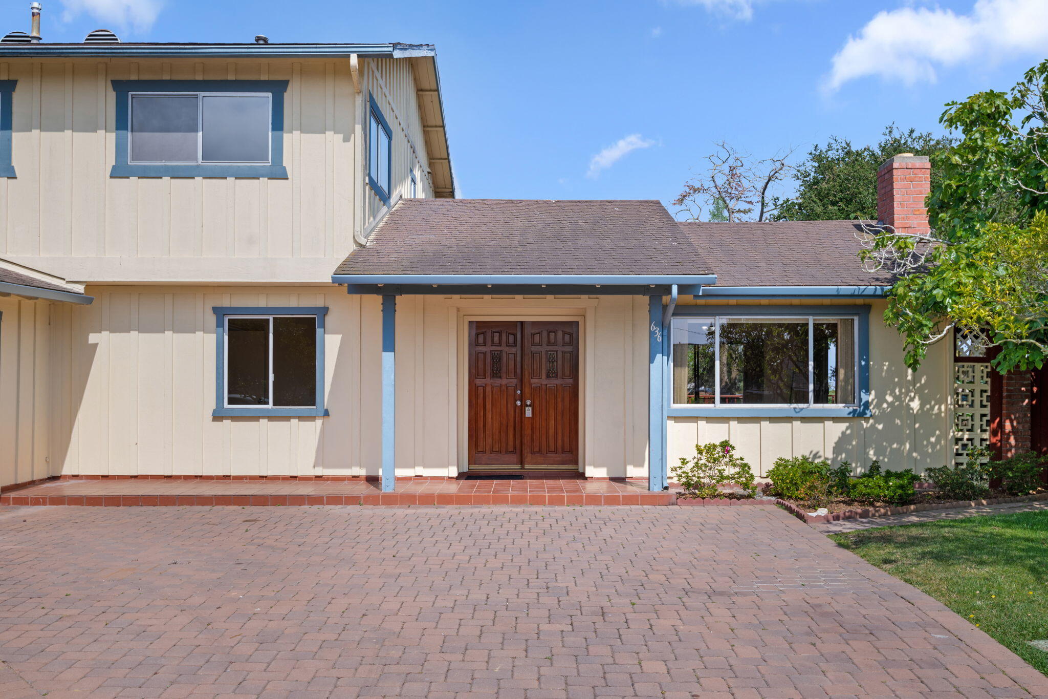 636 Litchfield Lane