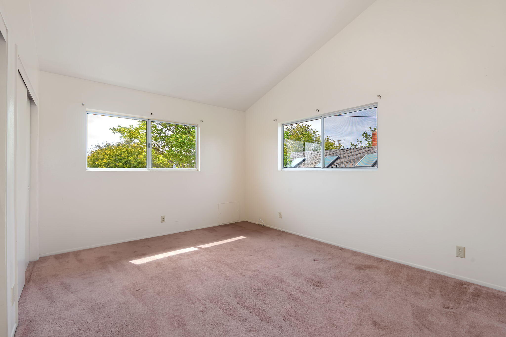 636 Litchfield Lane