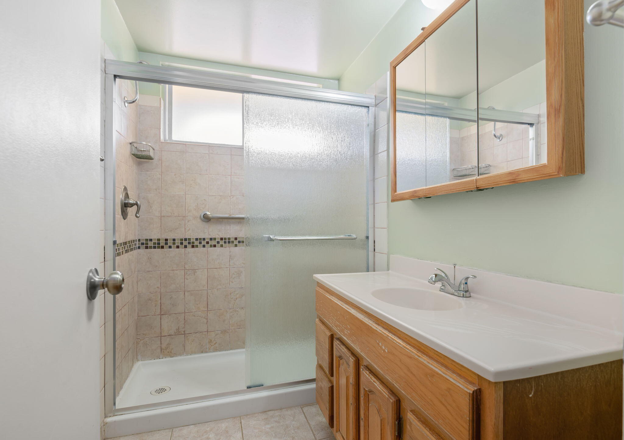 636 Litchfield Lane