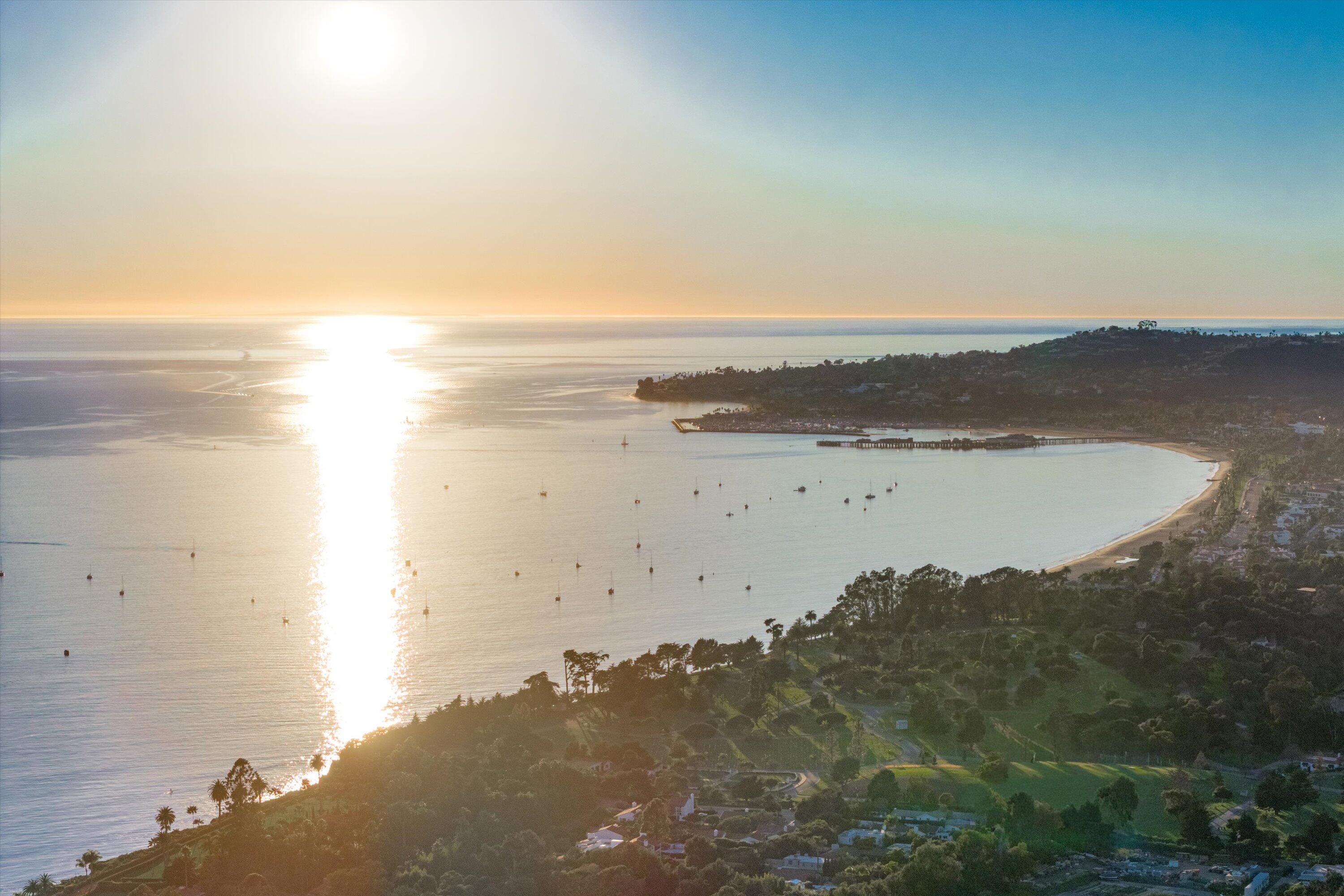 1220 Coast Village Road, 307