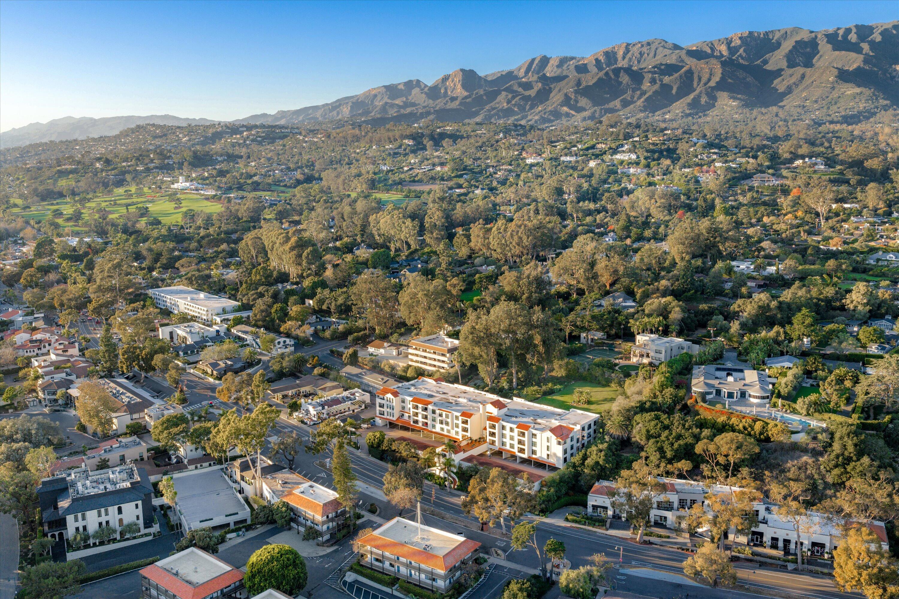 1220 Coast Village Road, 307