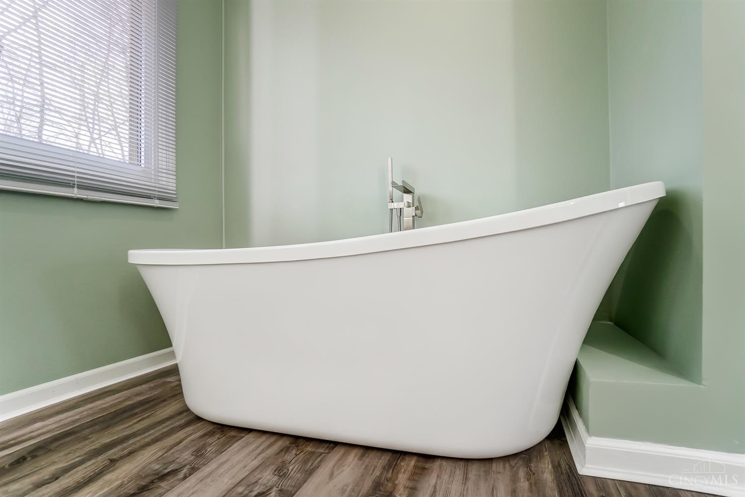 793 Deervalley Drive