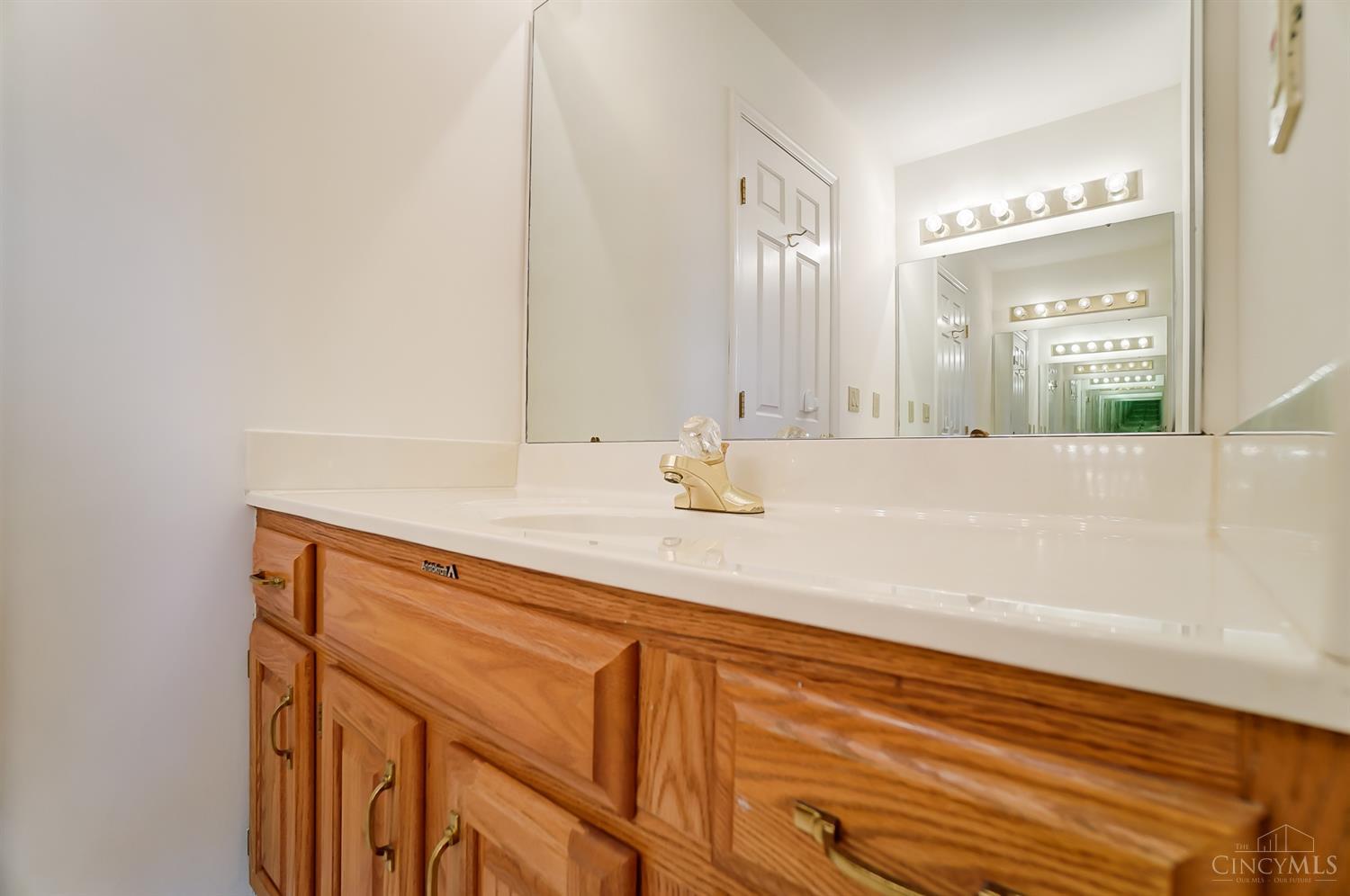 793 Deervalley Drive