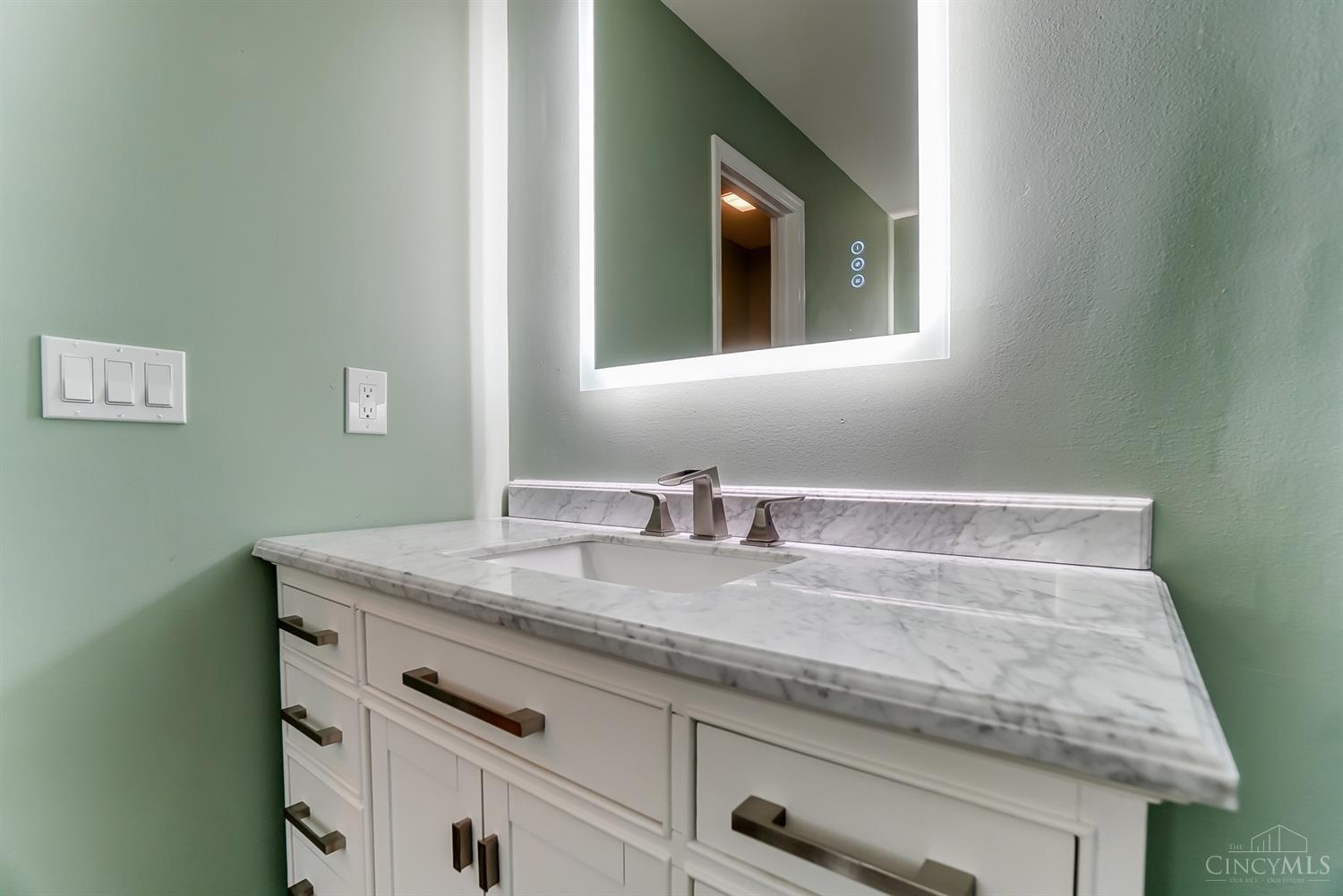 793 Deervalley Drive