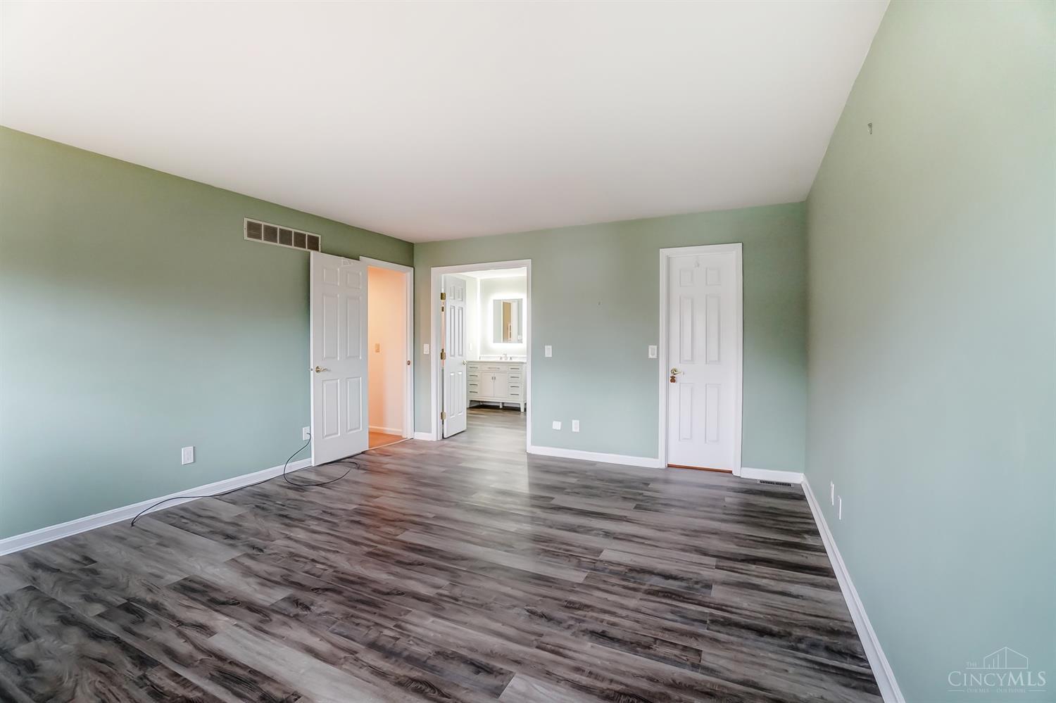 793 Deervalley Drive