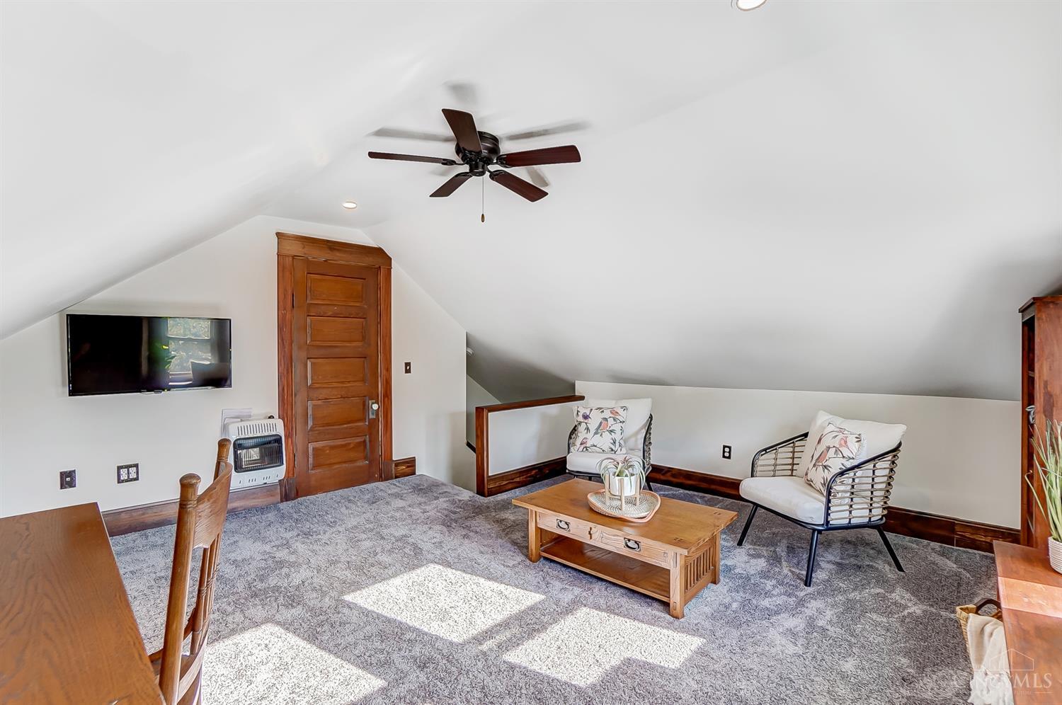 2726 Silverleaf Avenue