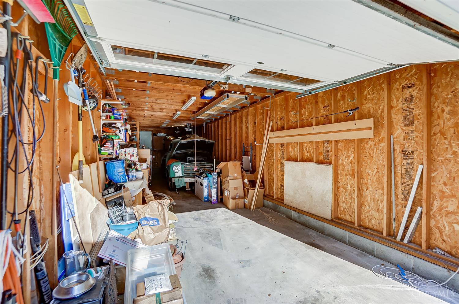 2726 Silverleaf Avenue