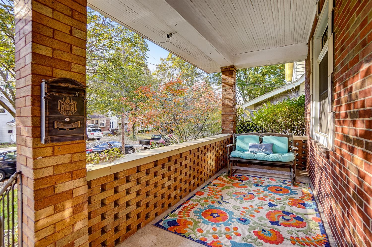 2726 Silverleaf Avenue