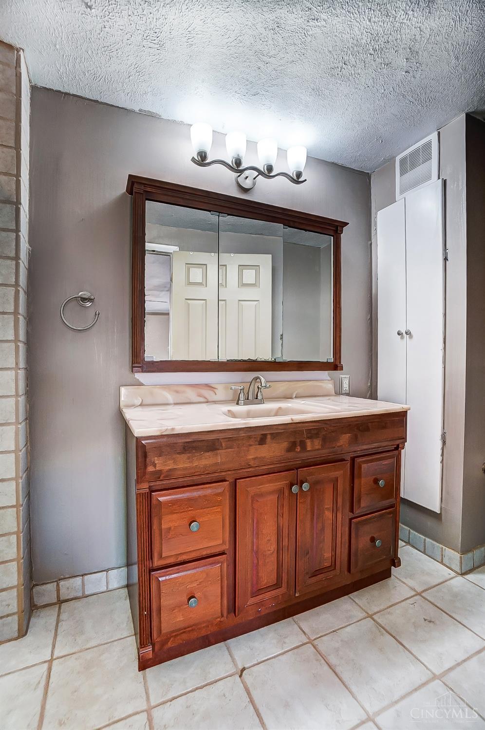 9838 Morrow Rossburg Road