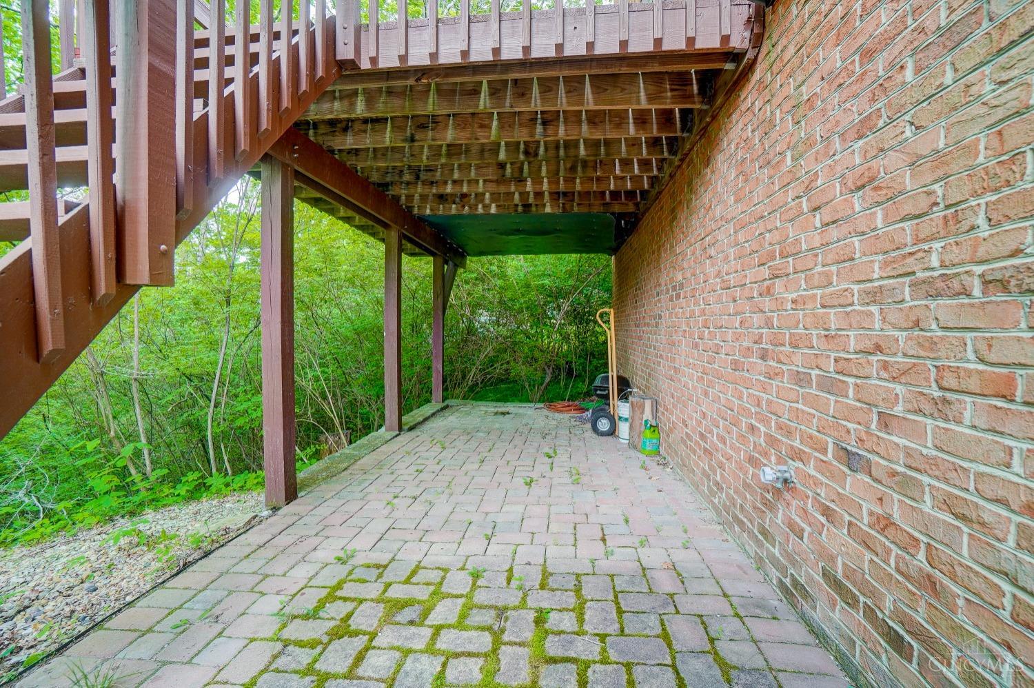 8162 Chestershire Drive