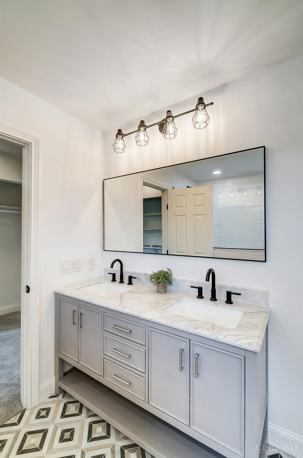 5475 Windridge Court 59