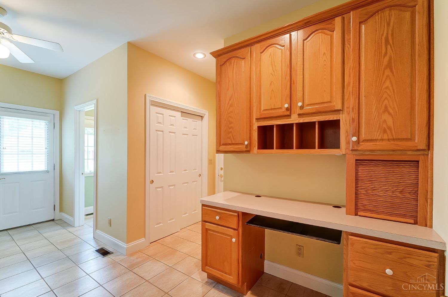 8082 Honeysuckle Lane