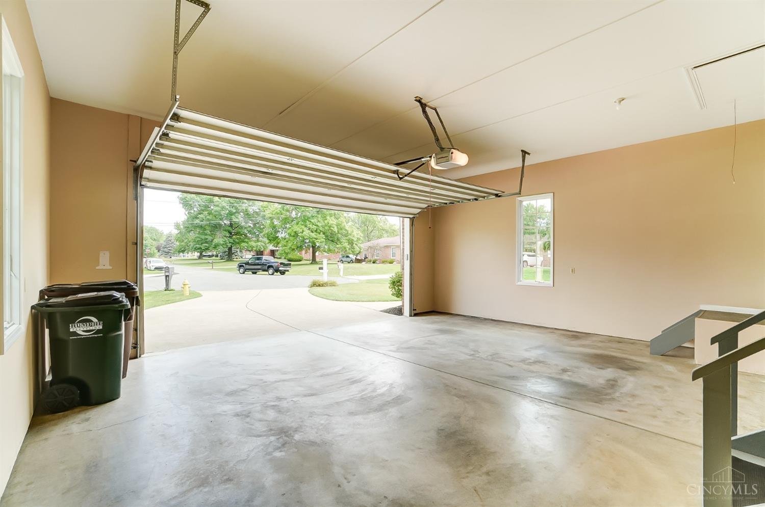 8082 Honeysuckle Lane