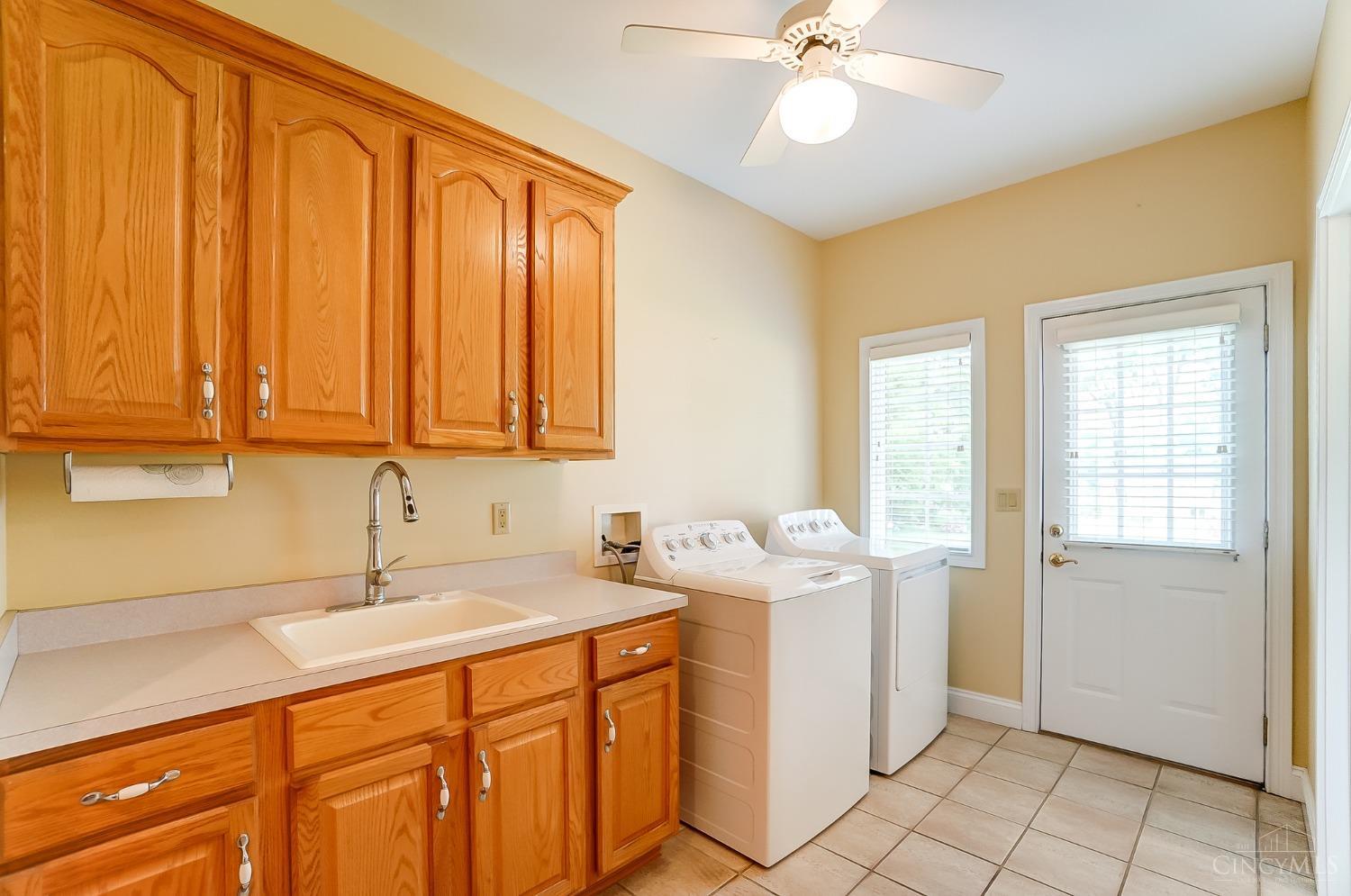 8082 Honeysuckle Lane