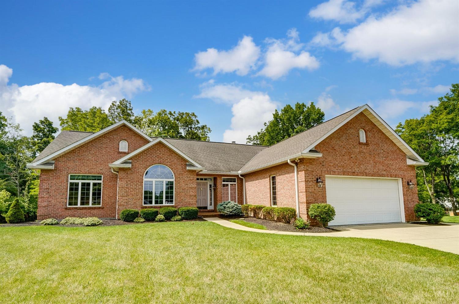 8082 Honeysuckle Lane