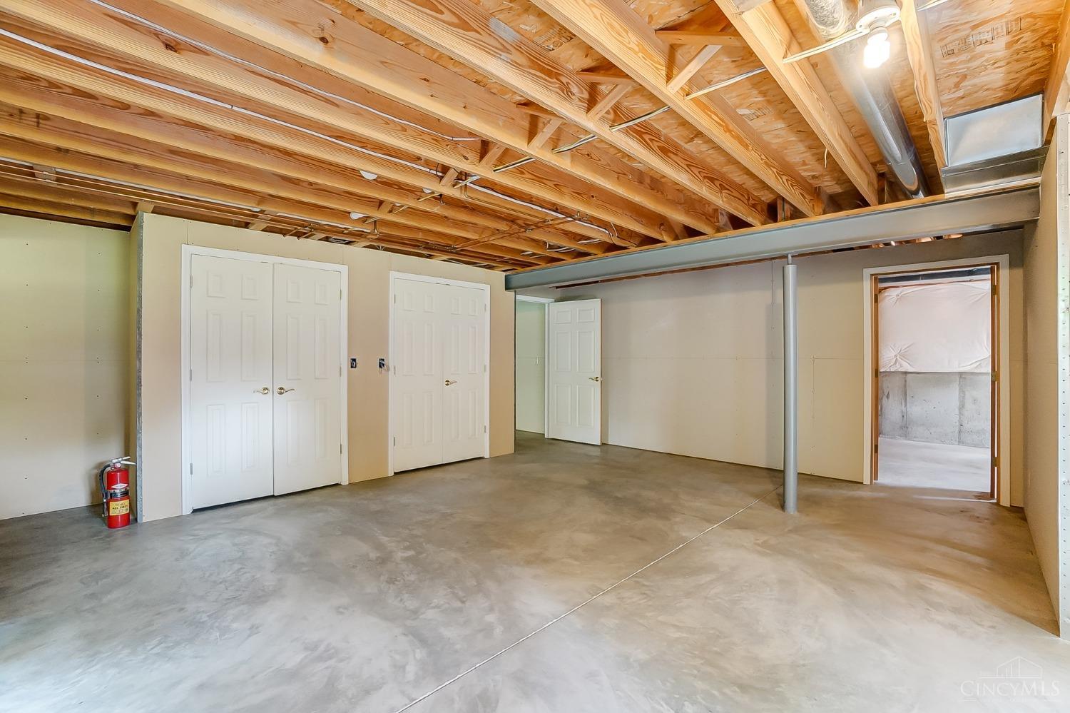 8082 Honeysuckle Lane